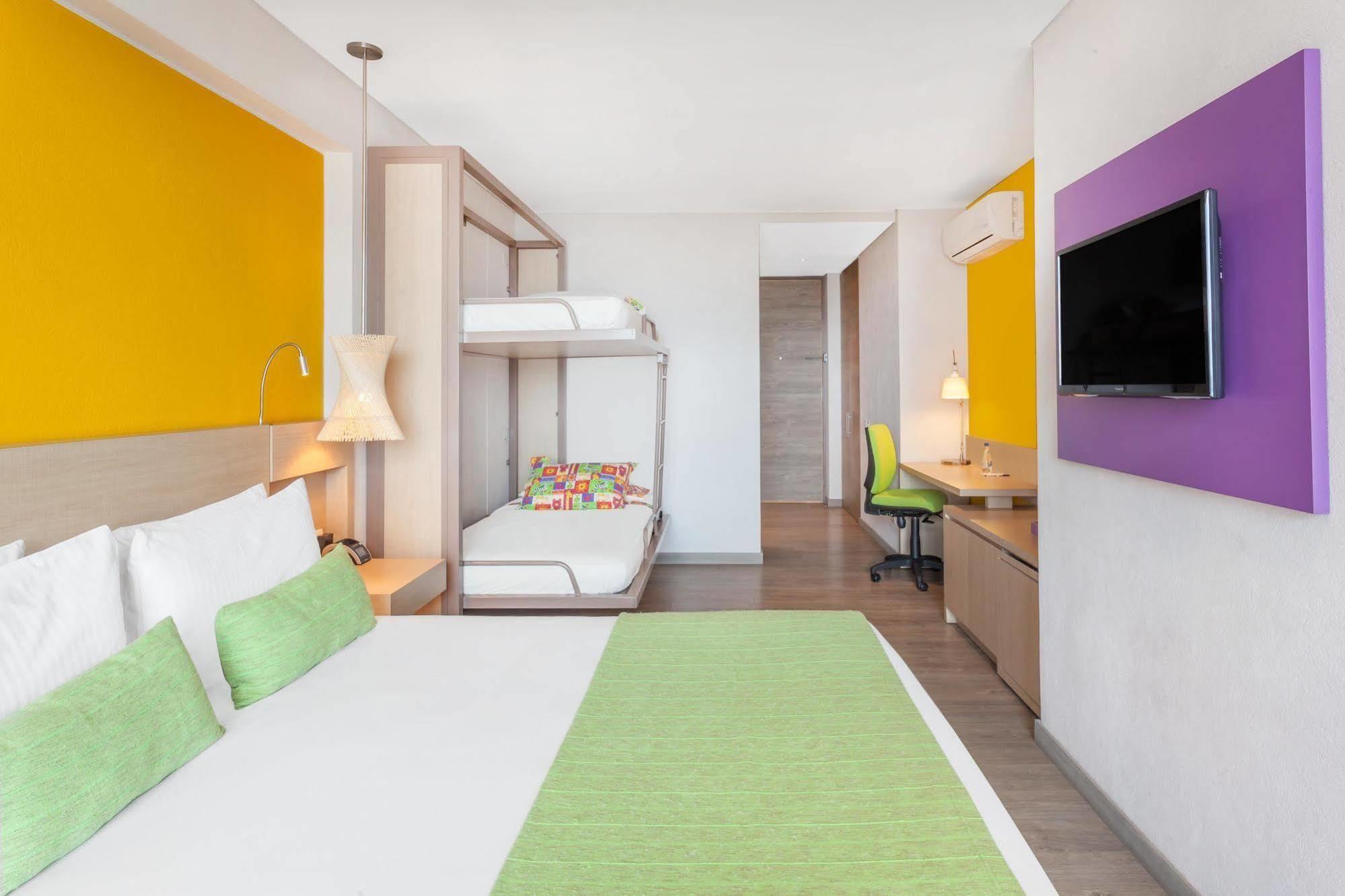 Hotel Bari Bucaramanga Buitenkant foto